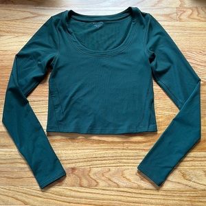 Athleta Shanti Long Sleeve Crop seaweed snack size small